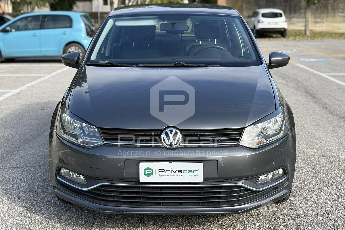 Volkswagen Polo 2014 photo 2