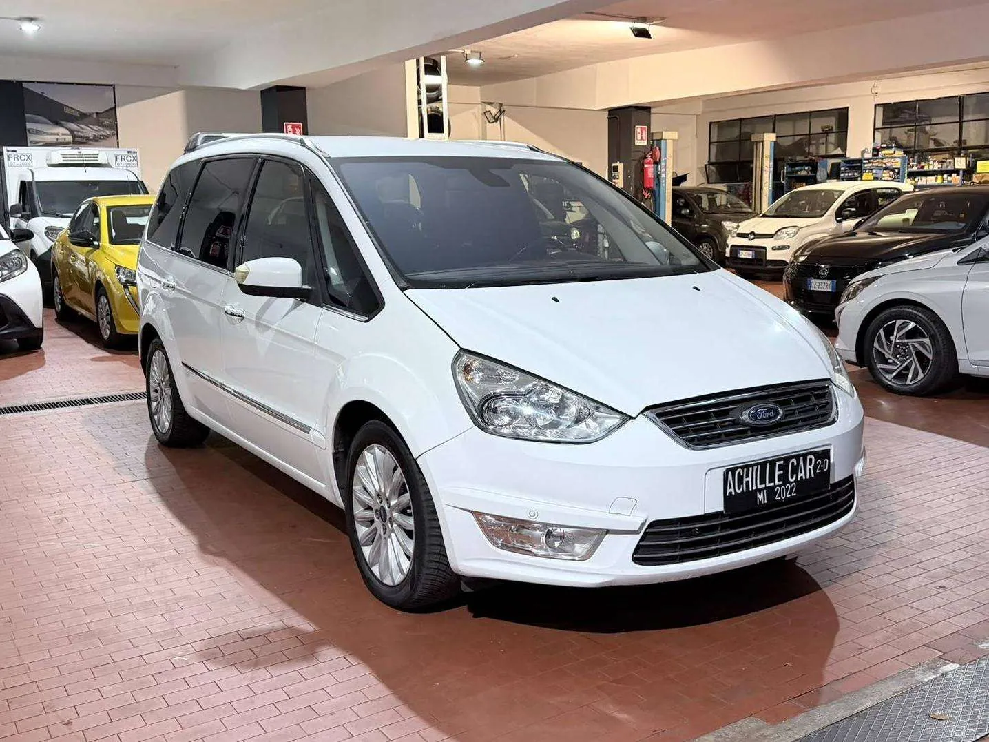 Ford Galaxy 2014 photo 4