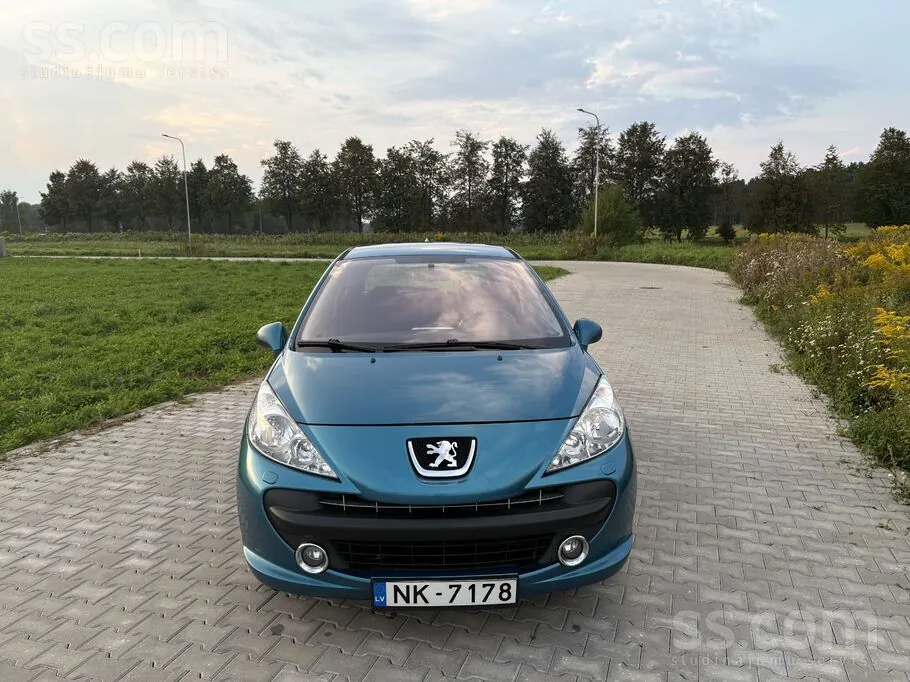 Peugeot 207 2007 photo 2