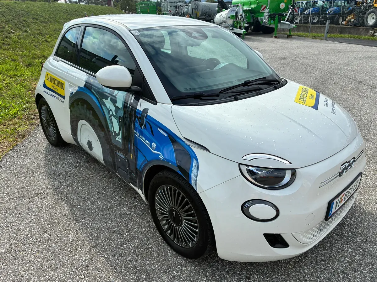 Fiat 500E 2022 photo 3