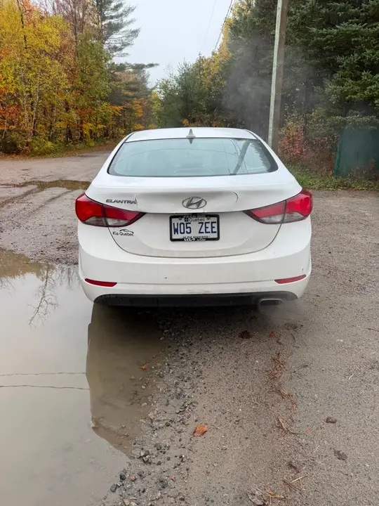 Hyundai Elantra 2015 photo 4