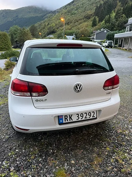 Volkswagen Golf 2012 photo 4