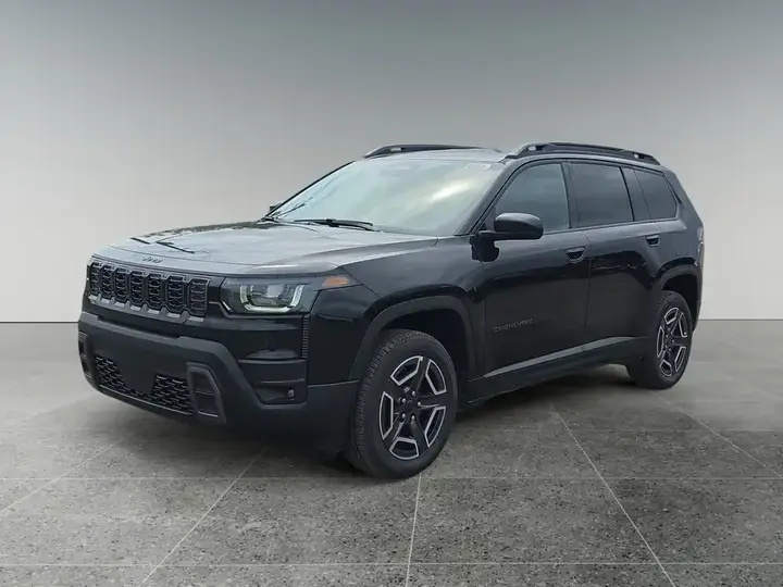 Jeep Cherokee 2026 photo 2