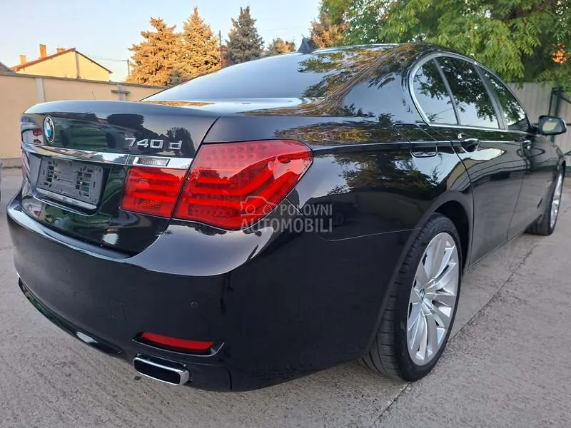 BMW 740 2010 photo 4