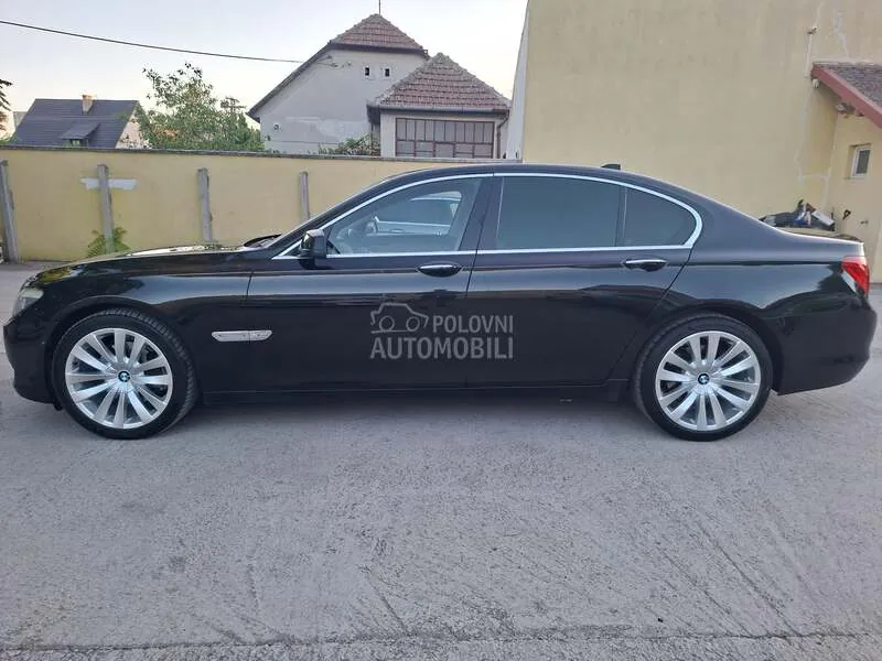 BMW 740 2010 photo 5