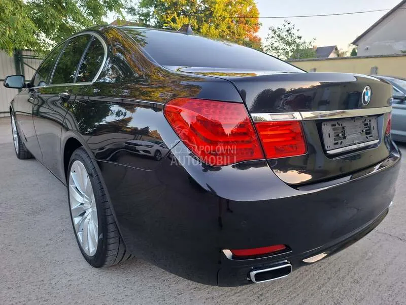 BMW 740 2010 photo 3
