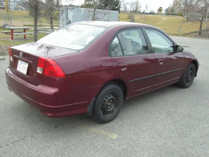 Honda Civic 2004 photo 3