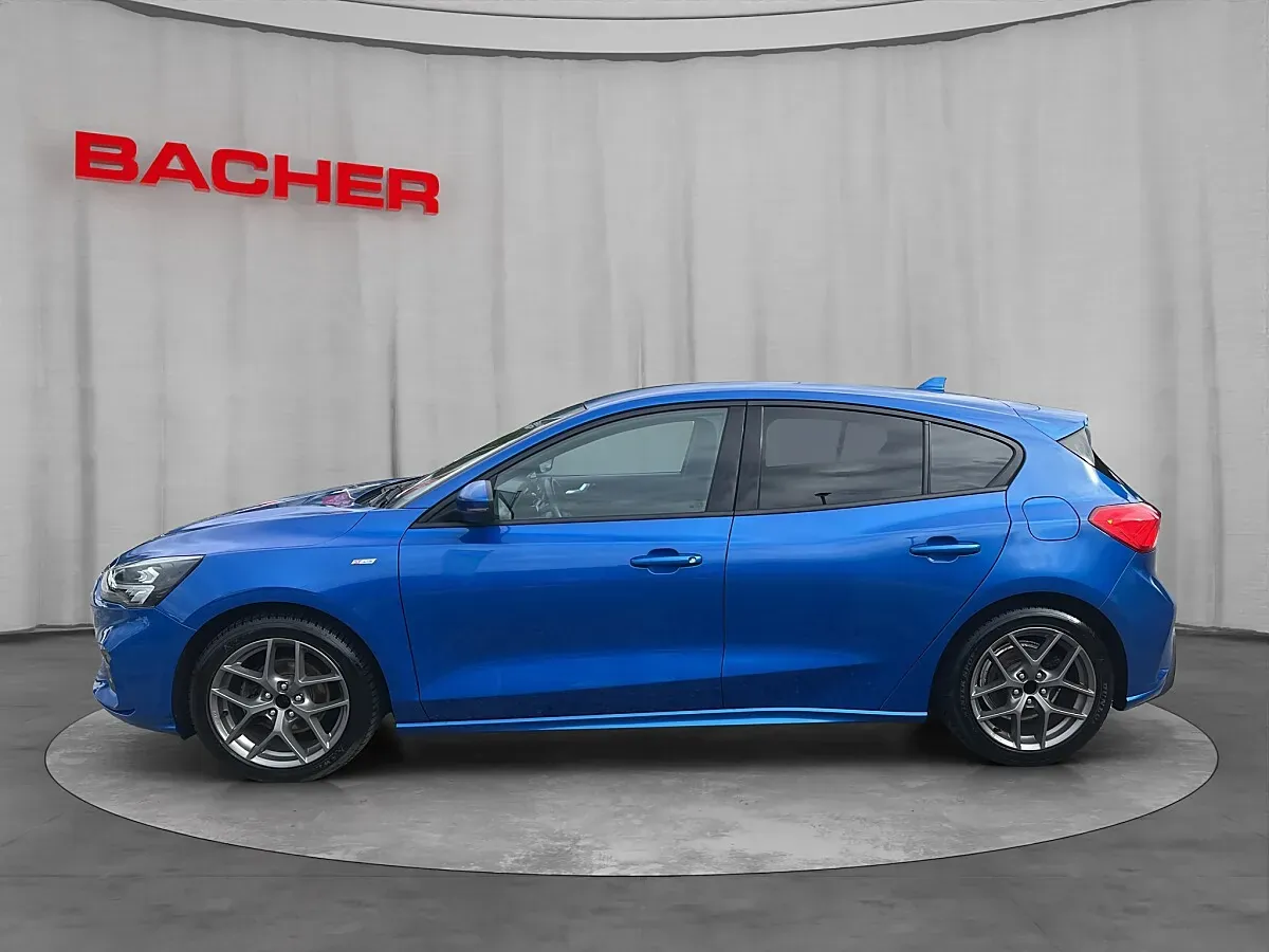Ford Focus 2019 photo 2