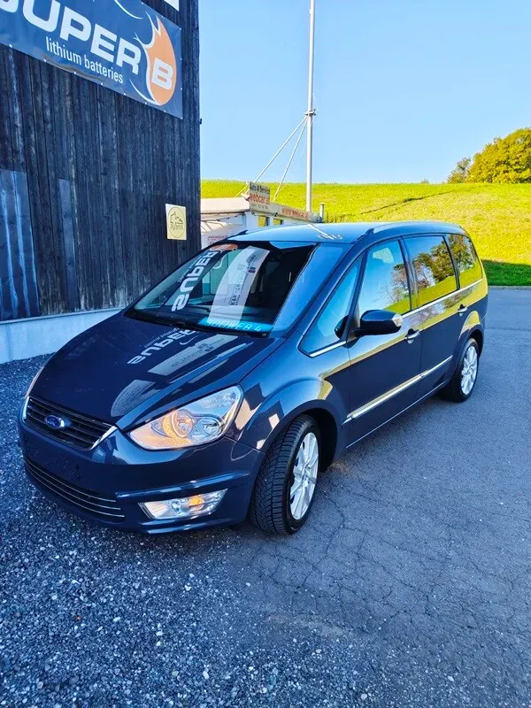 Ford Galaxy 2015 photo 3