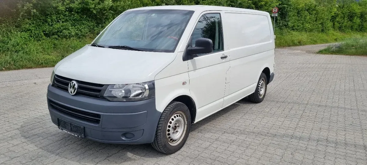 Volkswagen T5 2004 photo 3