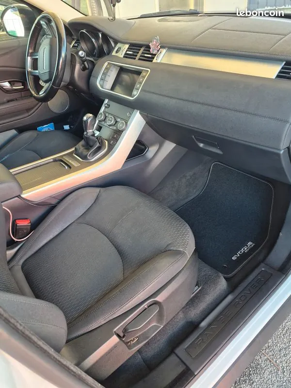 Land Rover Range Rover Evoque 2016 photo 4