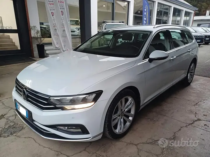 Volkswagen Passat 2023 photo 4