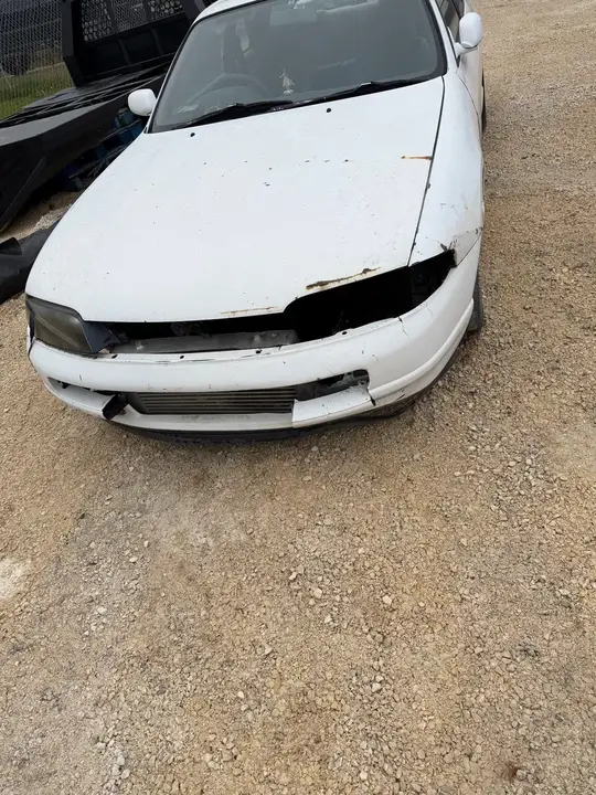 Nissan Skyline 1992 photo 2