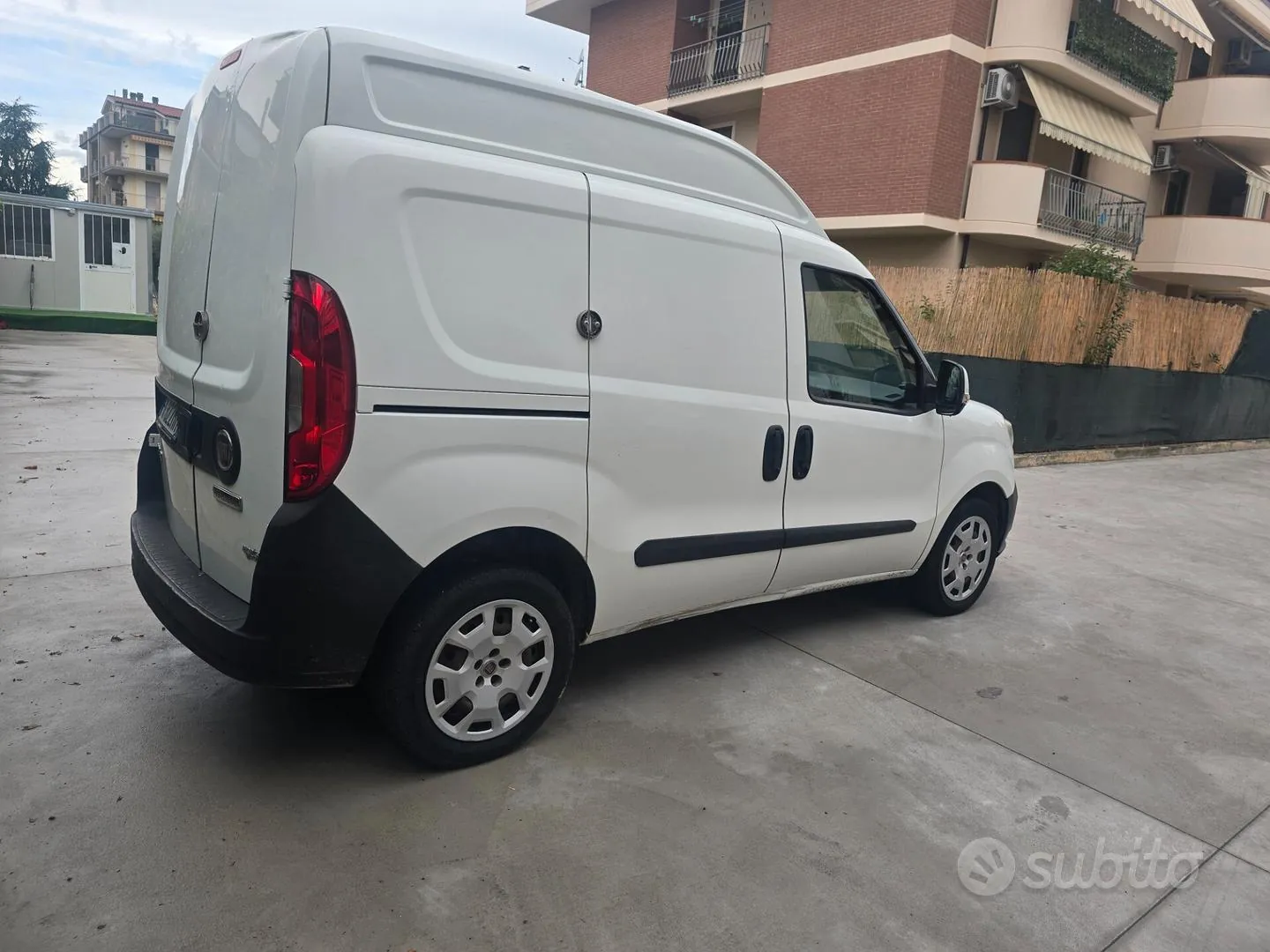 Fiat Doblò 2015 photo 3