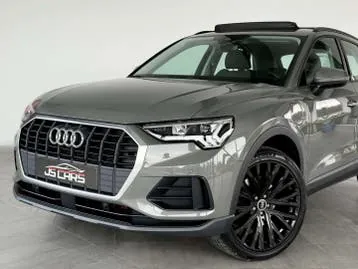 Audi Q3 2022 photo 2
