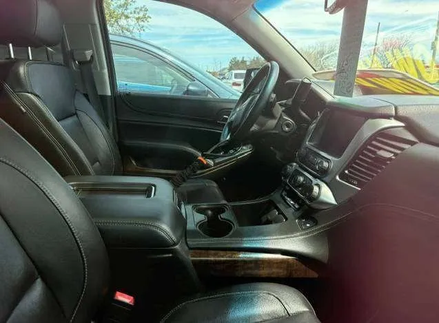 Chevrolet Tahoe 2017 photo 2
