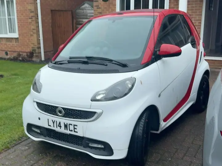 Smart Fortwo 2014 photo 2