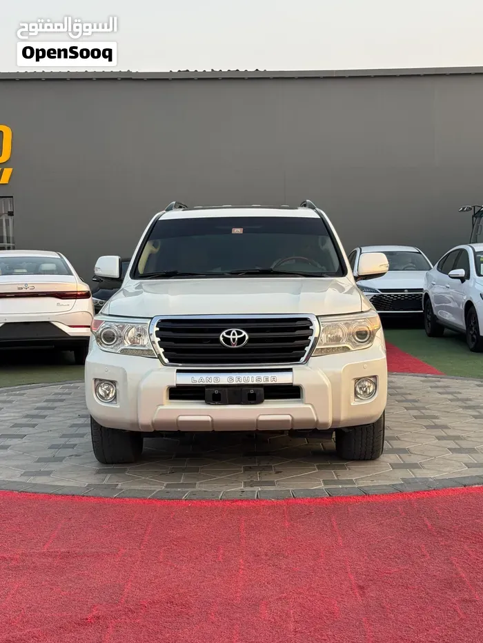 Toyota Land Cruiser Gxr 2012 photo 2