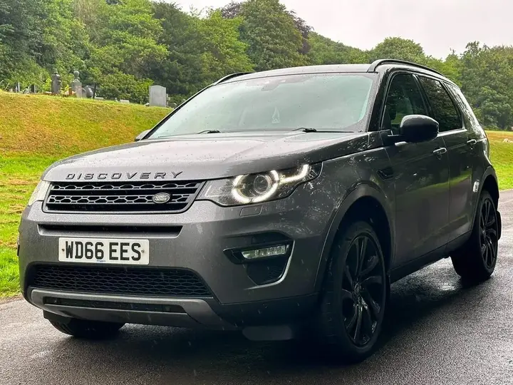 Land Rover Discovery Sport 2017 photo 3