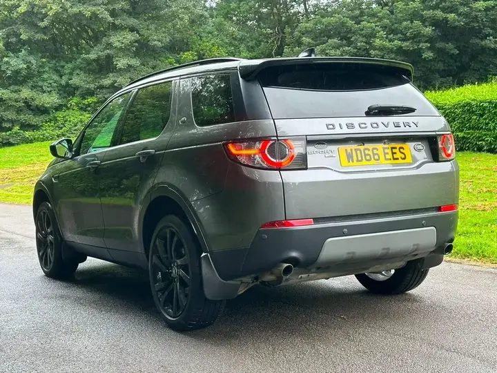 Land Rover Discovery Sport 2017 photo 4