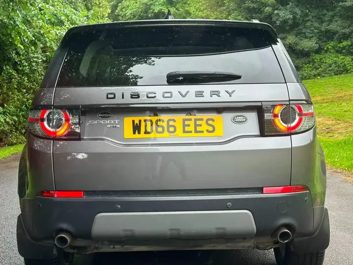 Land Rover Discovery Sport 2017 photo 5
