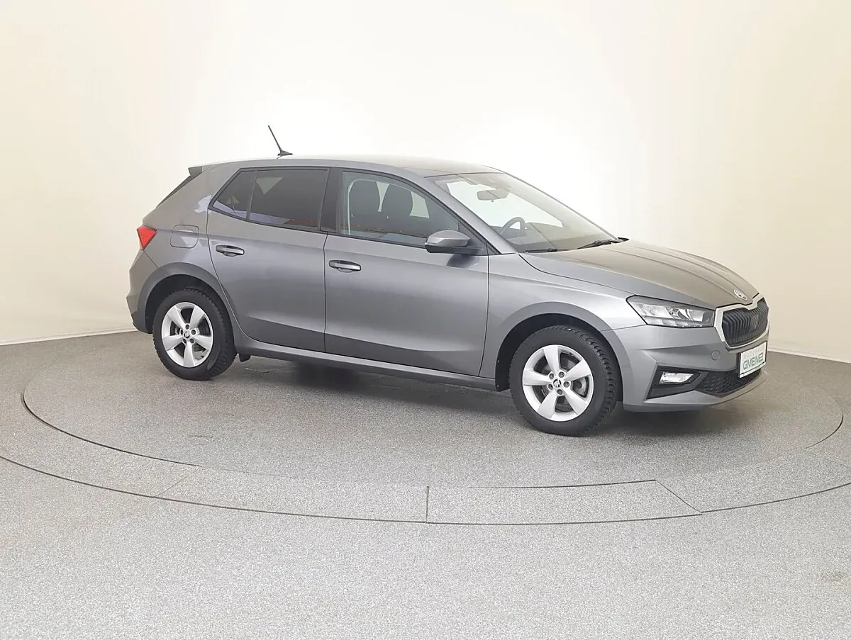 Skoda Fabia 2022 photo 3