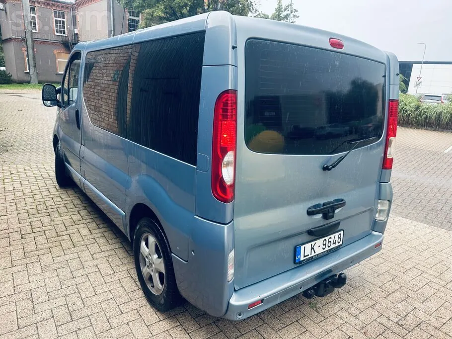 Opel Vivaro 2007 photo 4