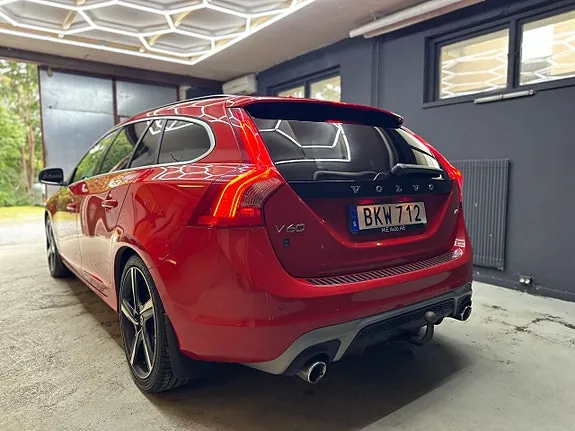 Volvo V60 2016 photo 3