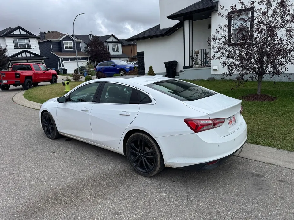 Chevrolet Malibu 2022 photo 3