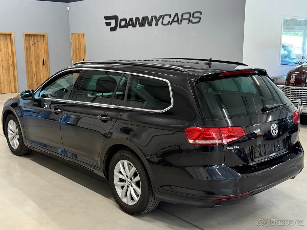 Volkswagen Passat 2017 photo 2