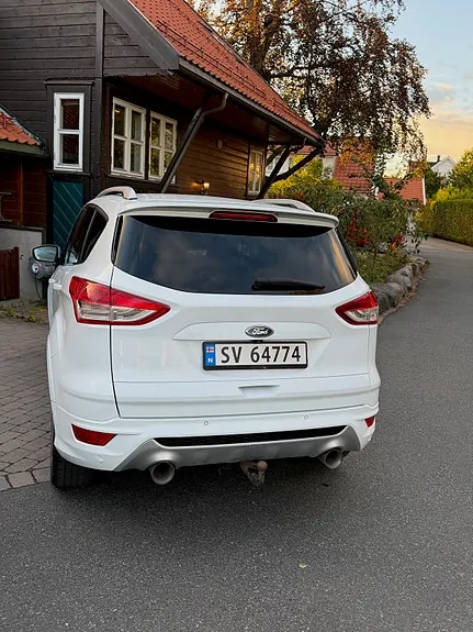 Ford Kuga 2015 photo 4
