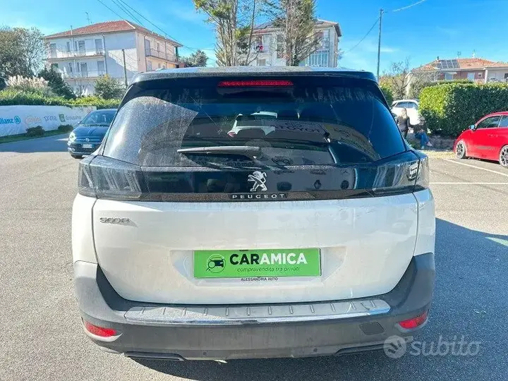 Peugeot 5008 2021 photo 4