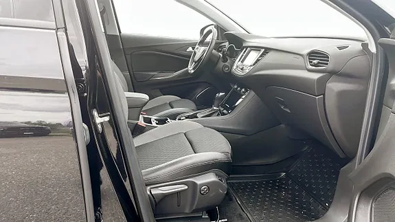 Opel Grandland X 2021 photo 3