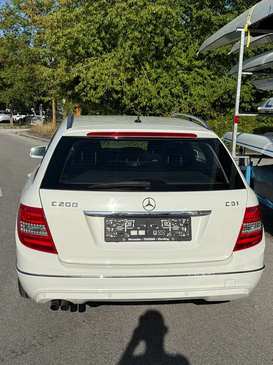Mercedes-Benz C-Class 2012 photo 3