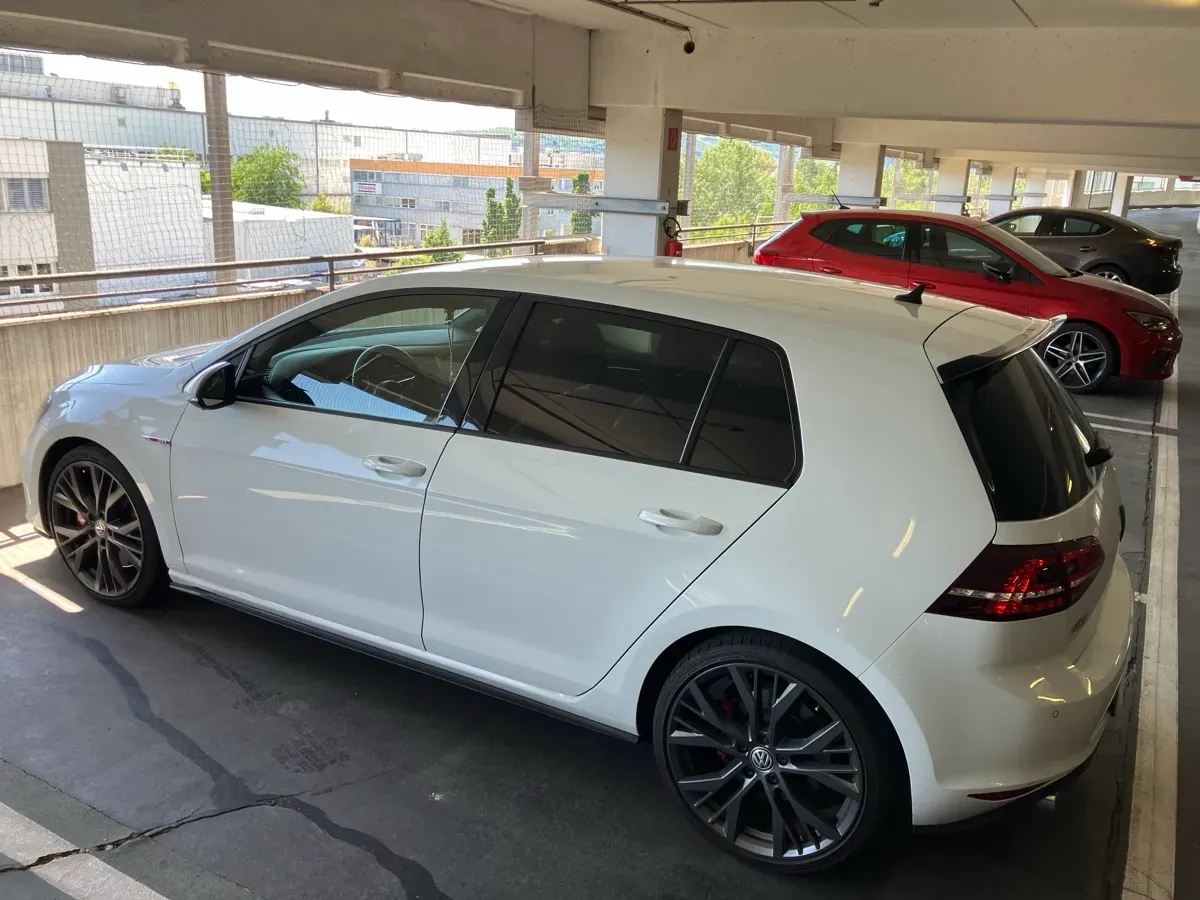Volkswagen Golf Gti 2015 photo 2