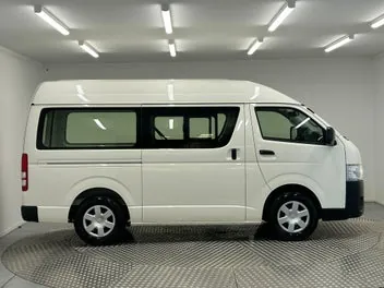 Toyota Hiace 2026 photo 3
