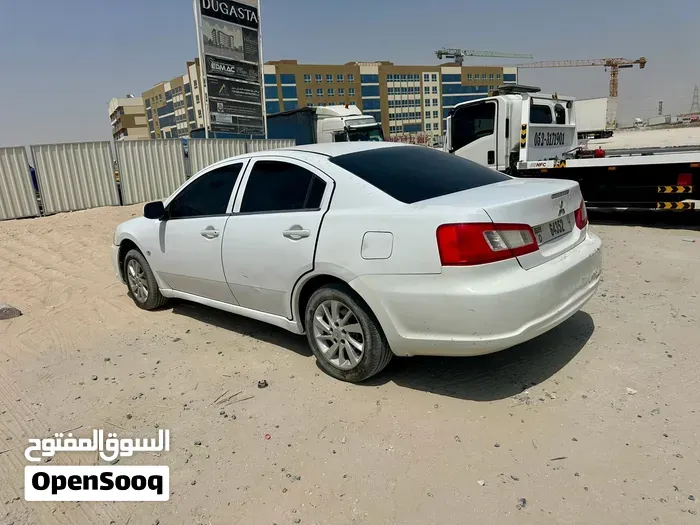 Mitsubishi Galant