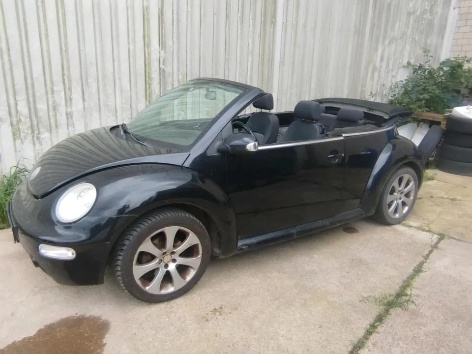 Volkswagen Beetle Cabrio