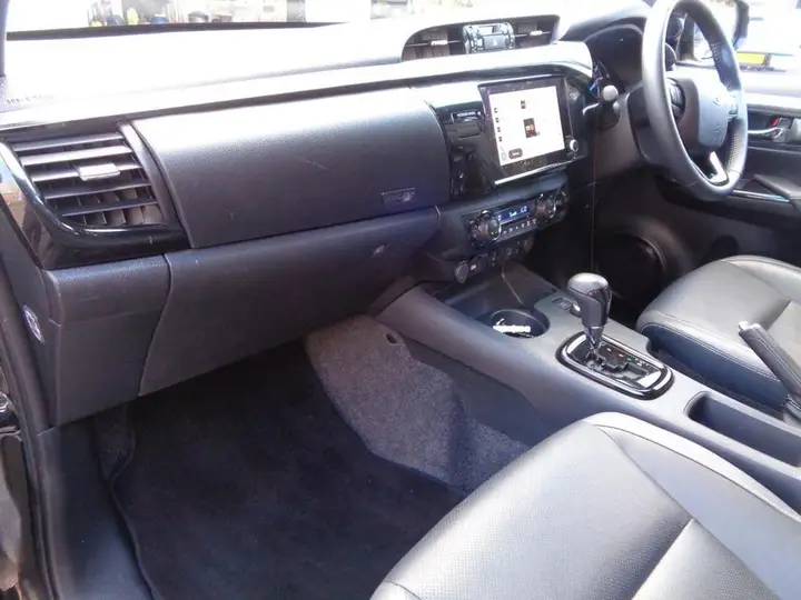 Toyota Hilux 2026 photo 3