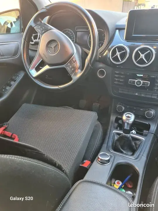 Mercedes-Benz B-Class 2013 photo 3