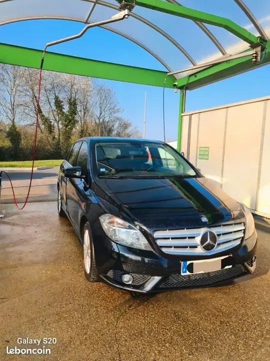 Mercedes-Benz B-Class 2013 photo 2