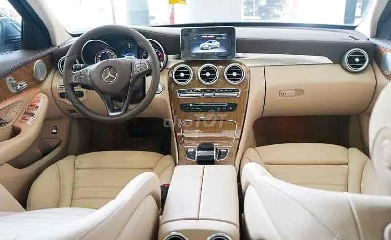 Mercedes-Benz Glc 2018 photo 2