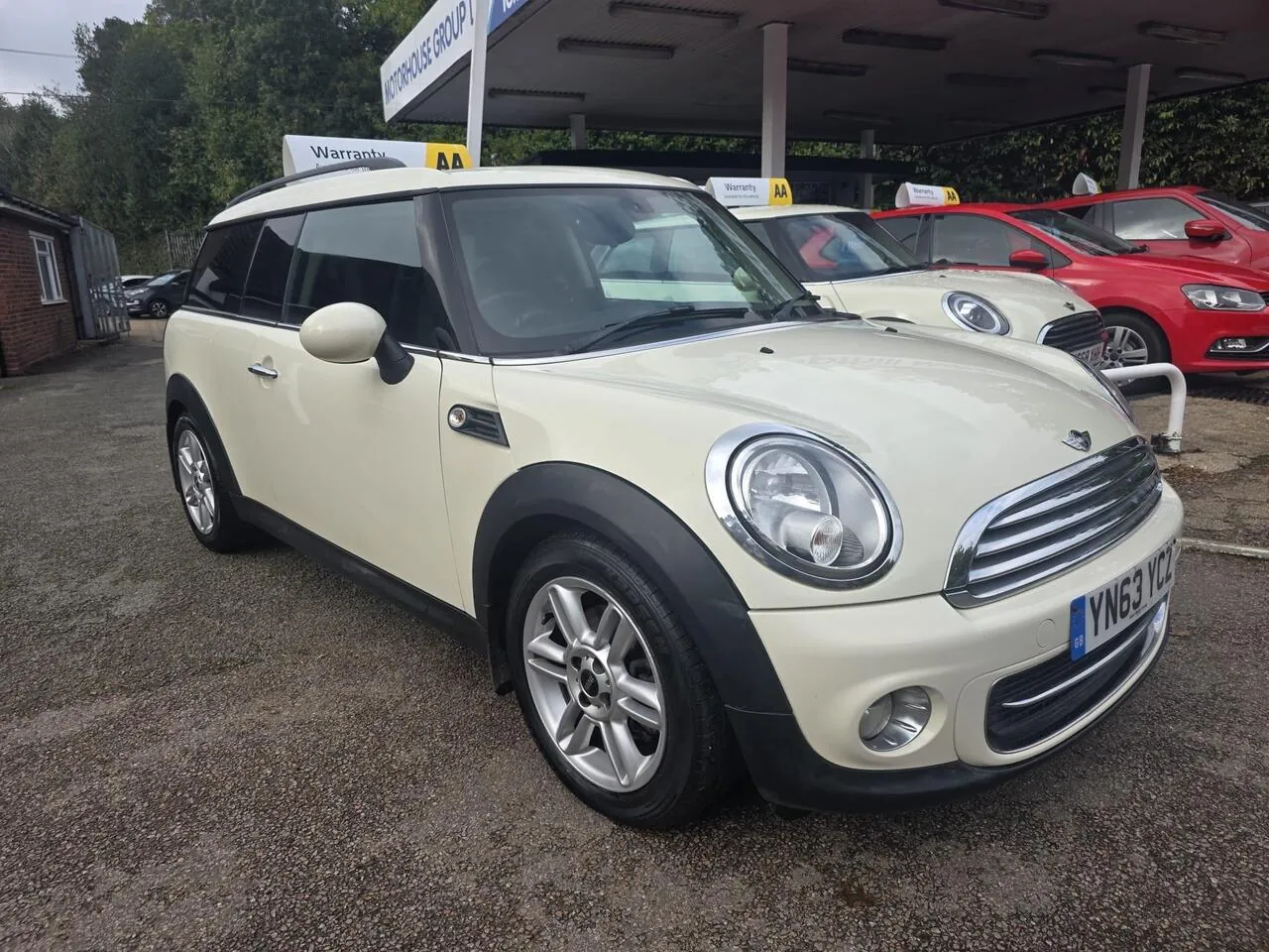 Mini Clubman 2013 photo 2