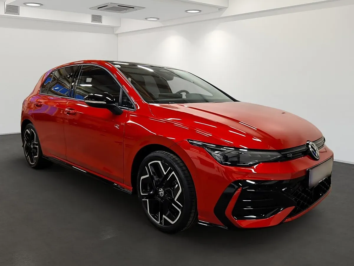 Volkswagen Golf 2026 photo 2