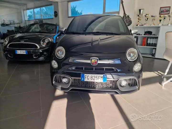 Abarth 595 2016 photo 2