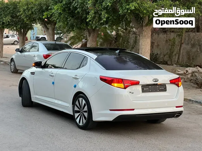 Kia K5 2012 photo 4