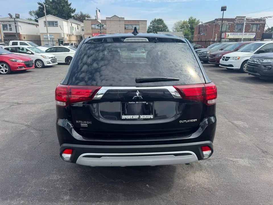 Mitsubishi Outlander 2019 photo 5