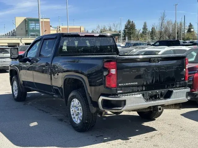 Chevrolet Silverado 3500Hd 2024 photo 4