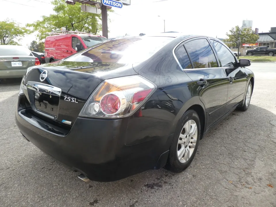 Nissan Altima 2011 photo 5