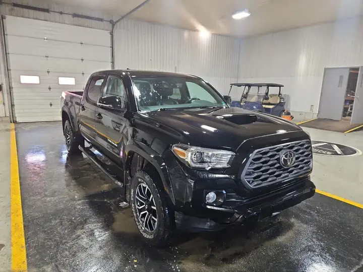 Toyota Tacoma 2020 photo 3